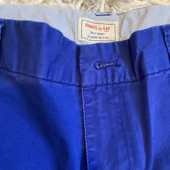 Khaki’s by Gap Royal Blue 4” shorts - Picture 3 of 4